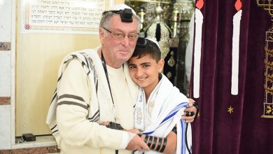 Photo of "מחויב בשביל שניים"