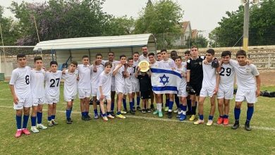Photo of שיכון המזרח חוגגת אליפות